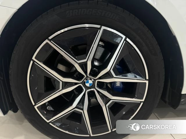 BMW 5 Series (G60) id 4916232 из Кореи 11