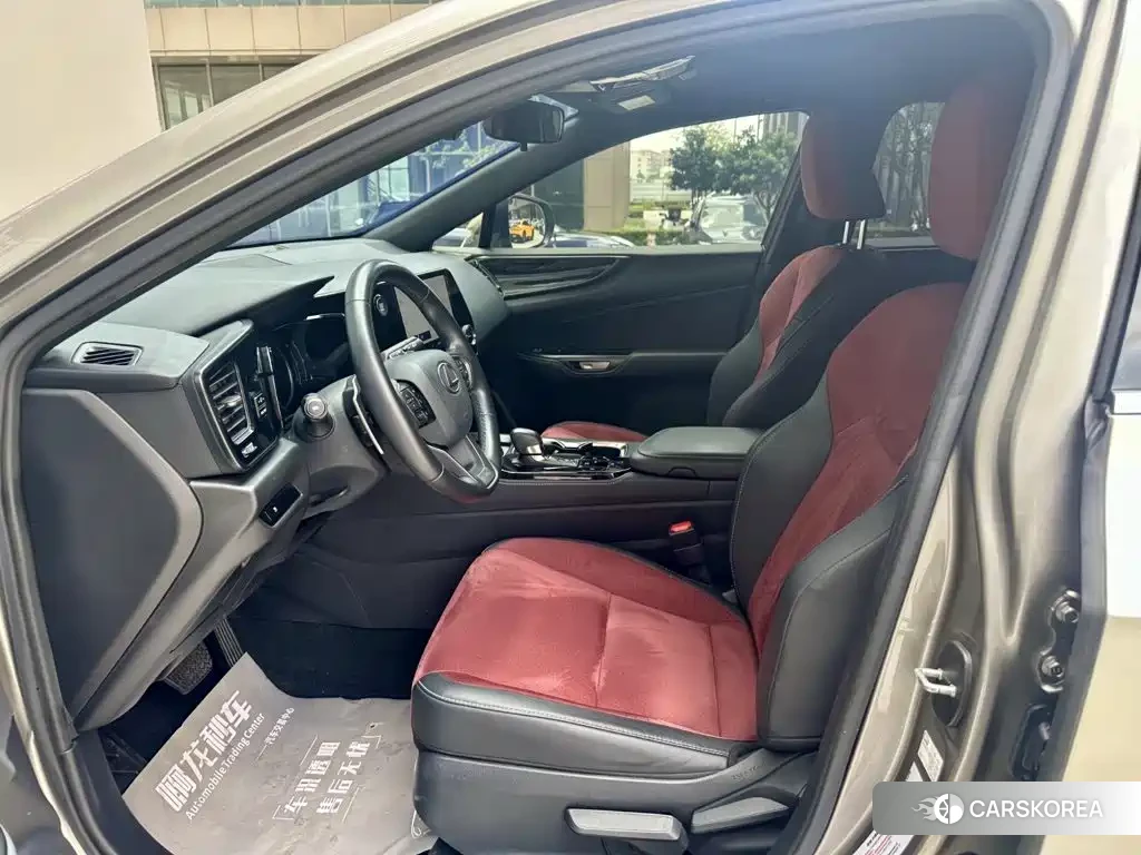 Lexus NX id 4686242 из Китая 8