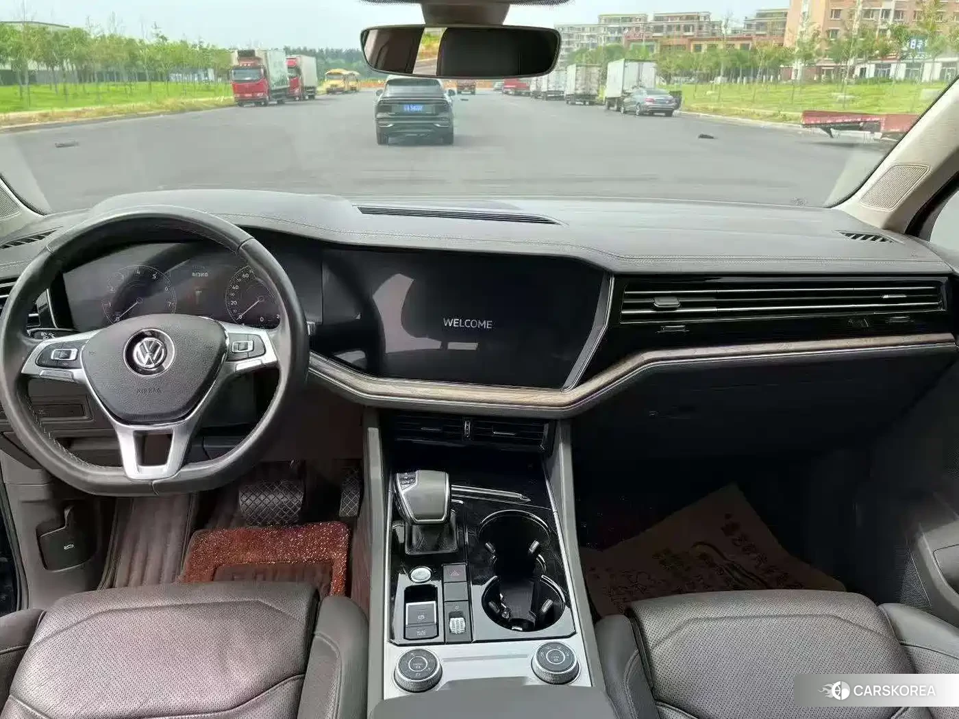 Volkswagen Touareg 2020 Черный из Китая, фото 5