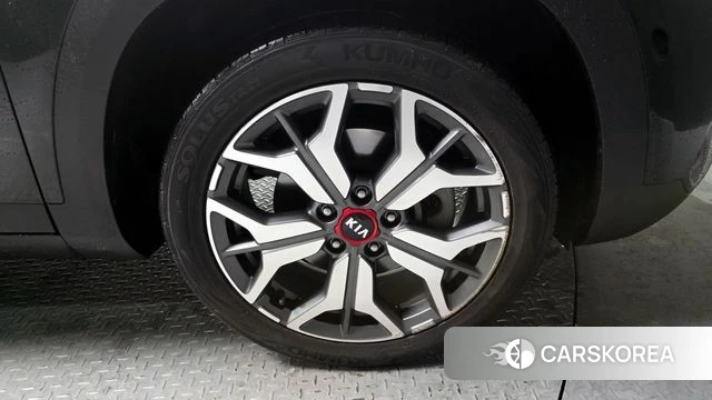 Kia Seltos id 3807815 из Кореи 16