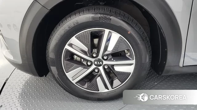 Kia The New Niro id 3324875 из Кореи 15