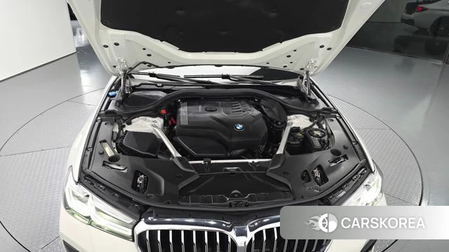 BMW 5 Series (G30) id 4768466 из Кореи 28