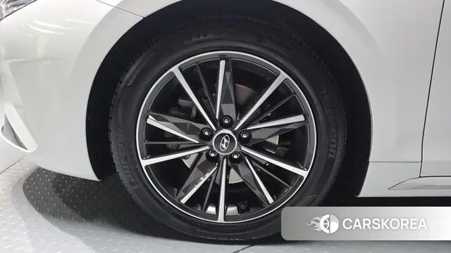 Hyundai The New Grandeur IG id 3752847 из Кореи 15