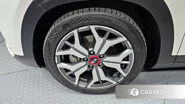 Kia Seltos id 3573498 из Кореи 15