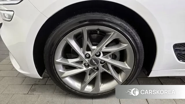 Genesis The New G70 id 3406372 из Кореи 15