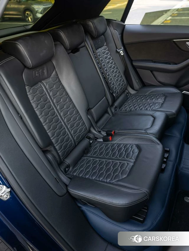 Audi RS Q8 id 4271122 из Китая 18