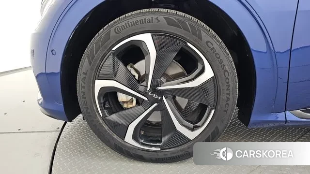 Kia EV6 id 3343385 из Кореи 15