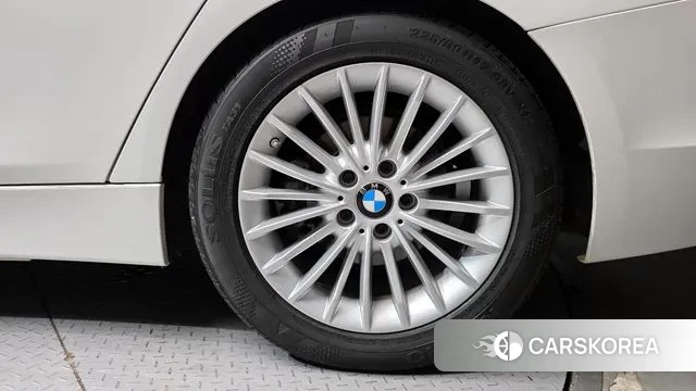 BMW 3 Series (F30) id 3233881 из Кореи 15