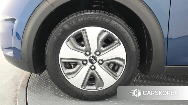 Kia Niro id 4285802 из Кореи 15
