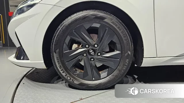 Hyundai Avante (CN7) id 3328637 из Кореи 15