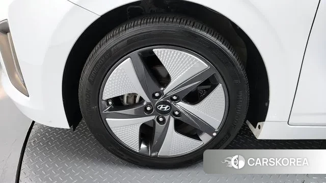 Hyundai The New Ionic Hybrid id 3396293 из Кореи 15