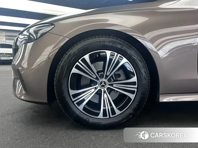 Mercedes-Benz E-Class W214 id 3775833 из Кореи 12