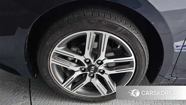 Kia Come New K3 id 3536238 из Кореи 15