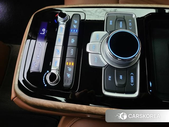 Genesis G90 id 3860969 из Кореи 15