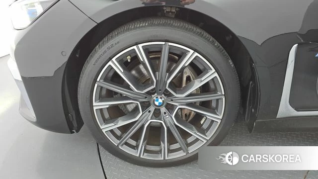 BMW 7 Series (G11) id 4736361 из Кореи 28