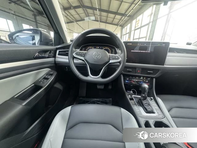 Volkswagen Bora id 4278605 из Китая 21