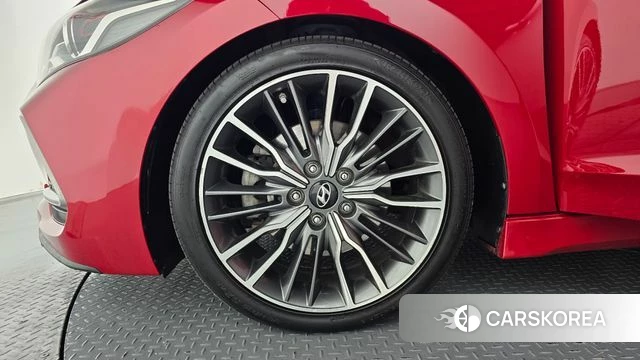 Hyundai Avante AD id 4435627 из Кореи 28