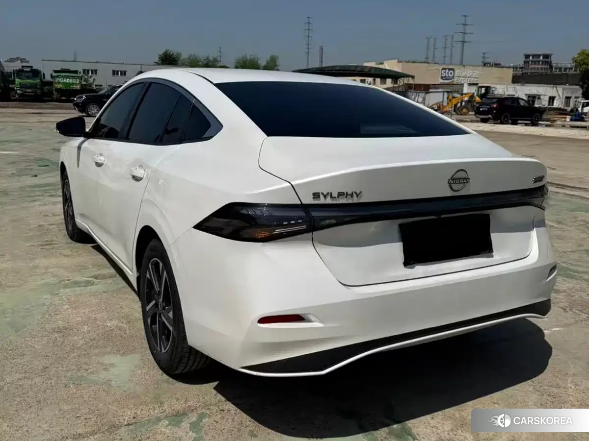 Nissan Sylphy 2026 Белый из Китая, фото 5