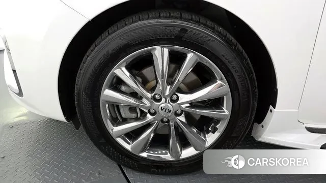 Kia The New Carnival id 3526337 из Кореи 15