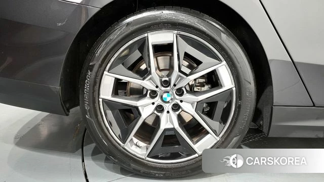 BMW 5 Series (G60) id 4408180 из Кореи 28