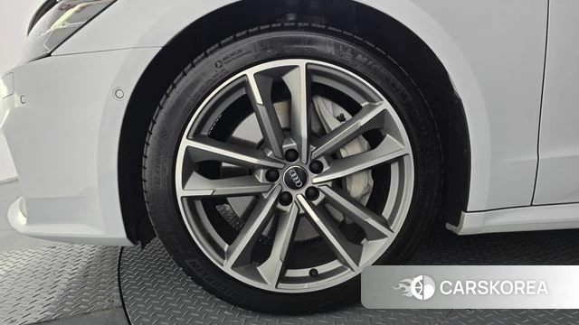 Audi A7 (4K) id 4470772 из Кореи 30