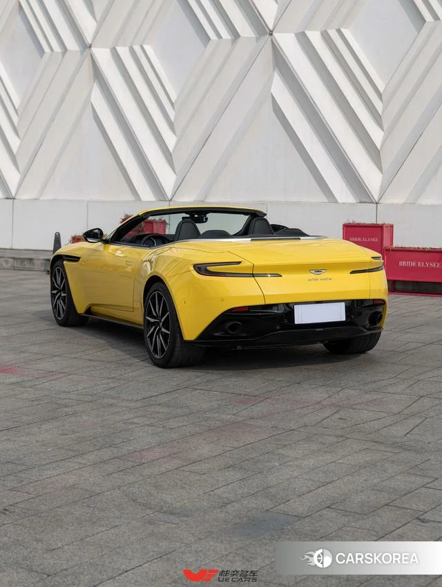 Aston Martin DB11 id 4239393 из Китая 15