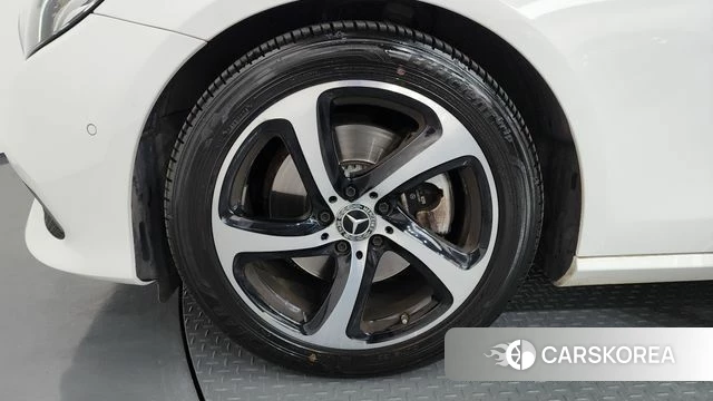 Mercedes-Benz E-Class W213 id 4317524 из Кореи 31