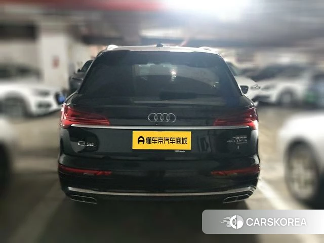 Audi Q5L 2022 Черный из Китая, фото 5