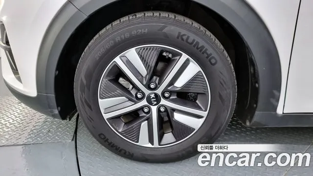 Kia The New Niro id 2854864 из Кореи 15