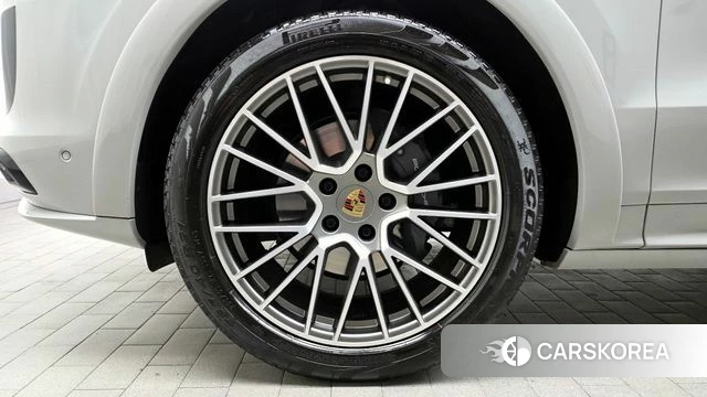 Porsche Cayenne (PO536) id 3940820 из Кореи 15