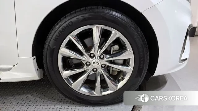 Kia The New Carnival id 3500132 из Кореи 15