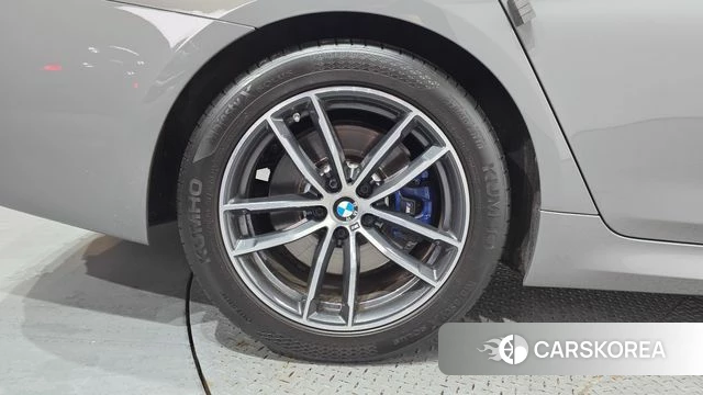 BMW 5 Series (G30) id 4749865 из Кореи 30