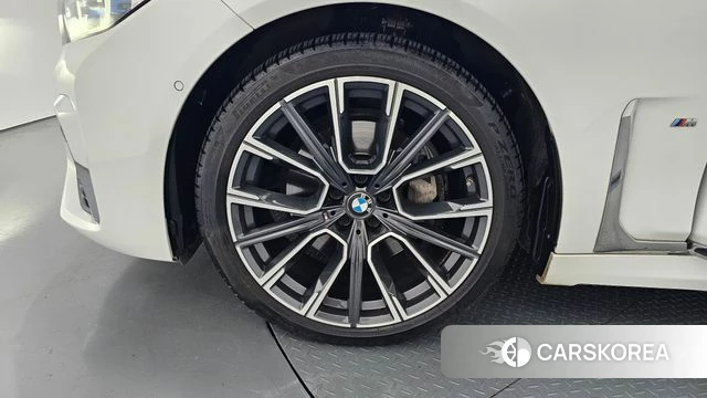 BMW 7 Series (G11) id 4501514 из Кореи 30