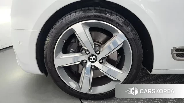 Bentley Mulshan id 2991144 из Кореи 15
