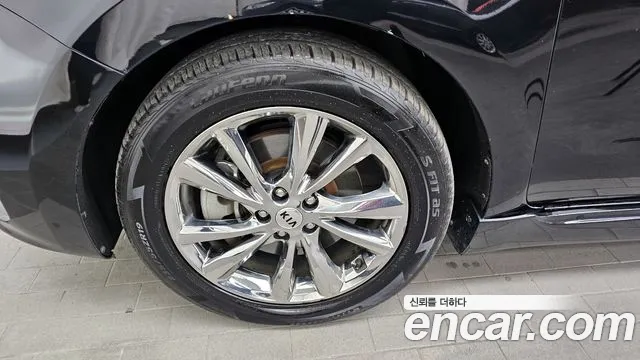 Kia The New Carnival id 2296341 из Кореи 15