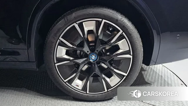 BMW iX3 id 3751587 из Кореи 16