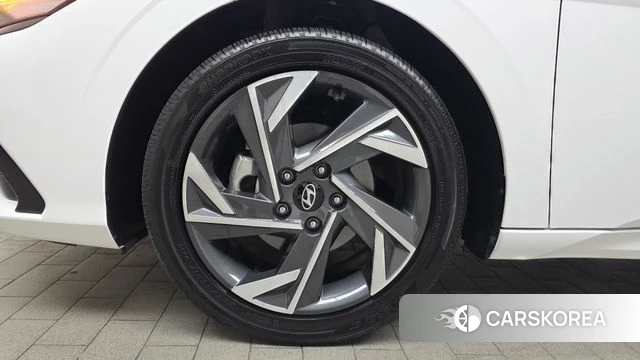 Hyundai The New Avante (CN7) id 3914478 из Кореи 15