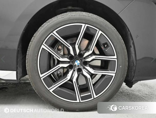 BMW 7 Series (G70) id 4527696 из Кореи 15