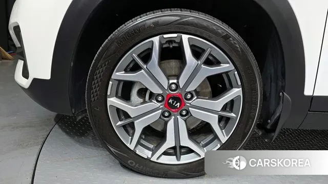 Kia Seltos id 3484483 из Кореи 15