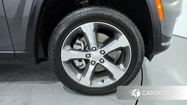 Jeep Grand Cherokee (WL) id 3523605 из Кореи 15