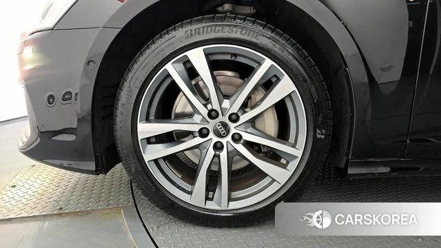 Audi A6 (C8) id 3826756 из Кореи 15