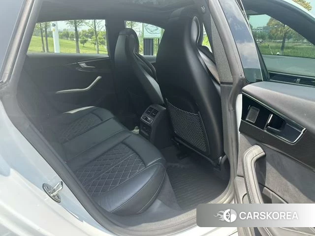 Audi S5 id 4273072 из Китая 16