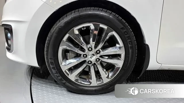 Kia All New Carnival id 3667145 из Кореи 15