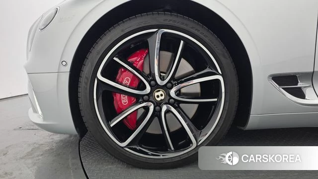 Bentley Continental GT 3rd Generation id 4496511 из Кореи 15