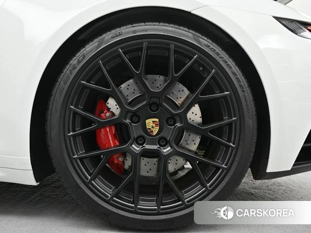 Porsche 911(992) id 3940263 из Кореи 15