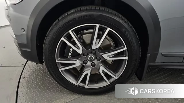 Volvo V90 Cross-Country id 3402611 из Кореи 15