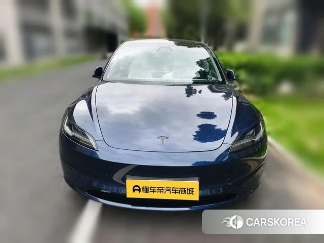 Tesla Model 3 2026 Синий из Китая, фото 5