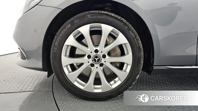 Mercedes-Benz E-Class W213 id 3243285 из Кореи 15