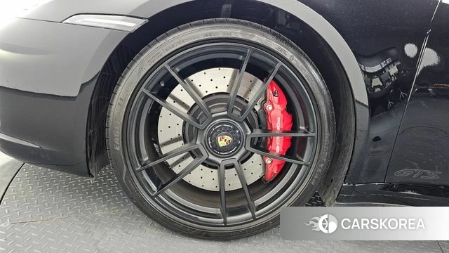 Porsche 911(992) id 4494294 из Кореи 26