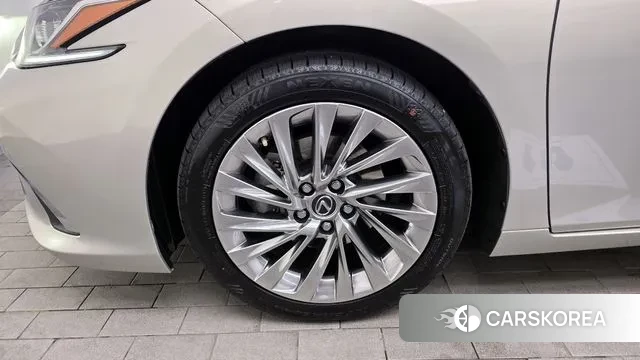 Lexus ES300h 7th generation id 3687383 из Кореи 15